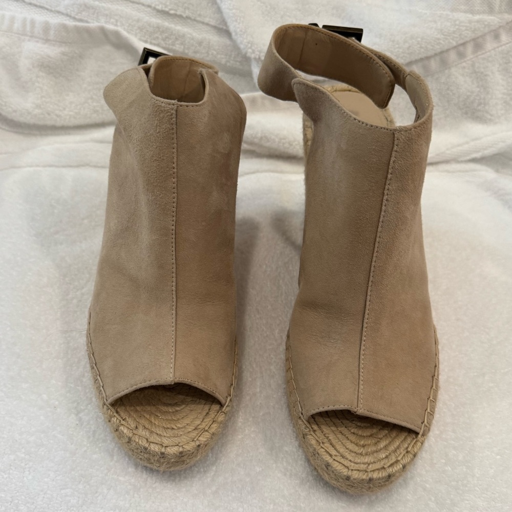 Kenneth Cole New York - peep toe espadrille wedge